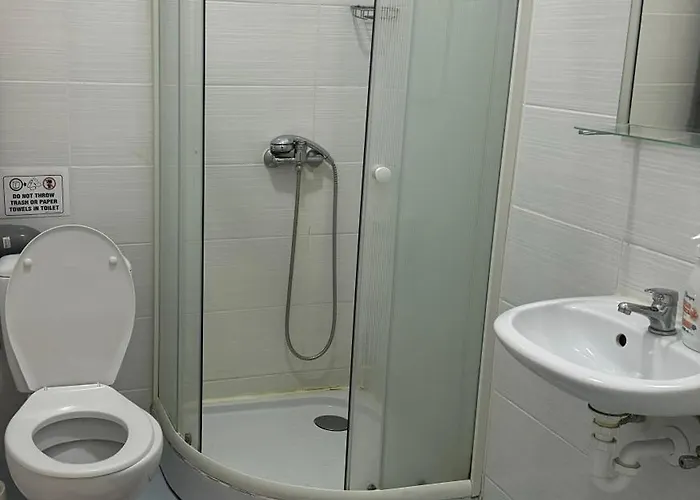 Private Bathroom Quadruple Room
